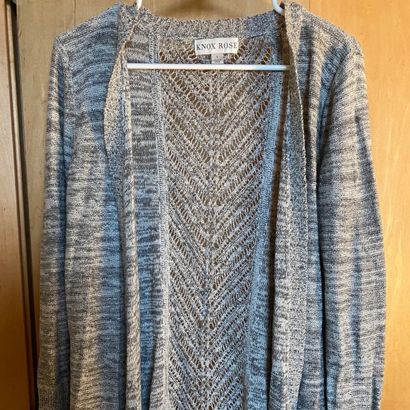 HEATHER GREY SWEATER W/ BACK DETAIL - Picture 3 of 4